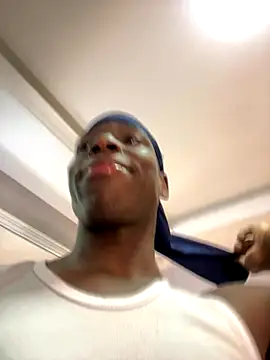 CharlesBrown  online show from December 2, 2025, 1:46 pm