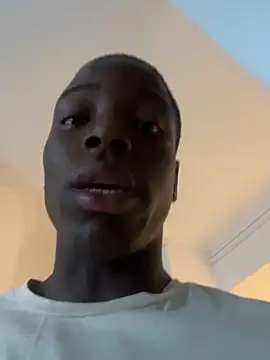 CharlesBrown  online show from September 9, 2025, 11:41 am