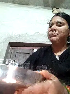 couple 71 online show from December 15, 2025, 8:03 pm