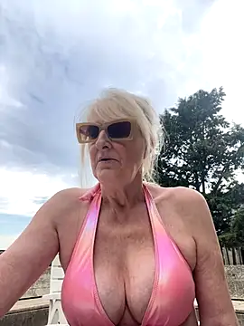 SexyKato001 online show from September 20, 2025, 8:41 am