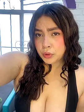 ZairaVanCleef online show from September 12, 2025, 6:18 pm