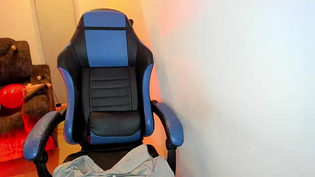 Scarbadgirl  online show from February 14, 2026, 3:40 am