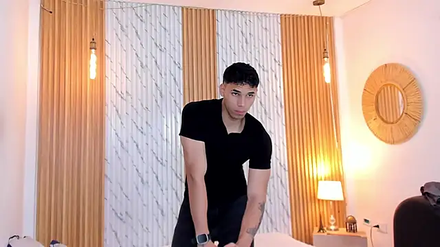 thomas walker0 online show from October 5, 2025, 11:34 am