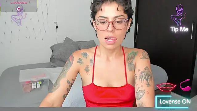 Snapshot of natt_op chatting on April 3, 2026, 10:16 pm natt op online show from April 3, 2026, 10:16 pm
