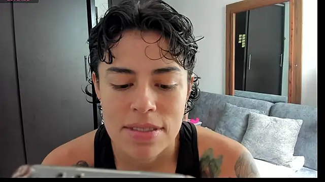 Snapshot of natt_op chatting on May 30, 2026, 2:12 pm natt op online show from May 30, 2026, 2:12 pm