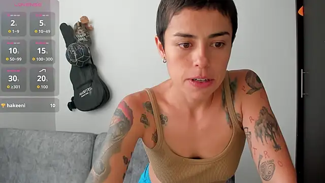 Snapshot of natt_op chatting on November 6, 2025, 9:52 pm natt op online show from November 6, 2025, 9:52 pm