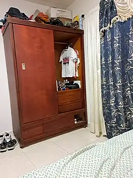 VikysDavis online show from October 9, 2025, 3:07 am