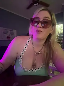 Granlady7 online show from January 11, 2026, 3:46 am