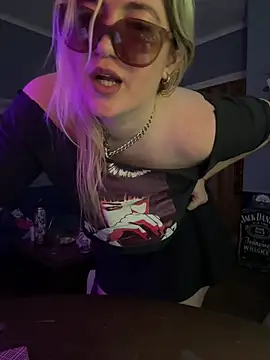 Snapshot of Granlady7 chatting on February 11, 2026, 6:57 am Granlady7 online show from February 11, 2026, 6:57 am