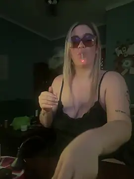 Snapshot of Granlady7 chatting on January 19, 2026, 5:00 am Granlady7 online show from January 19, 2026, 5:00 am