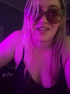 Granlady7 online show from January 12, 2026, 7:59 am