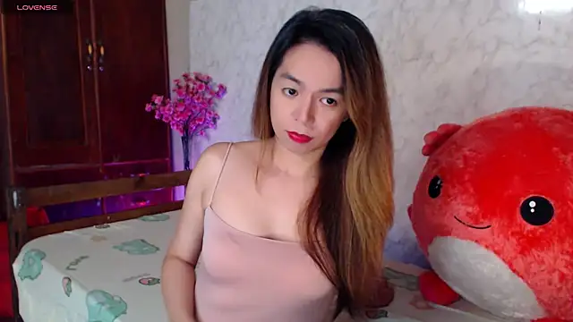 B0rn2Porn online show from December 3, 2025, 4:17 pm