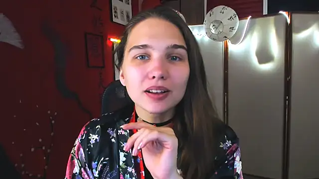 TessaMill online show from September 13, 2025, 5:18 am