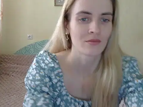 Snapshot of JayeTyler chatting on February 17, 2026, 7:49 am JayeTyler online show from February 17, 2026, 7:49 am