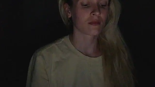 JayeTyler online show from April 8, 2026, 8:10 pm