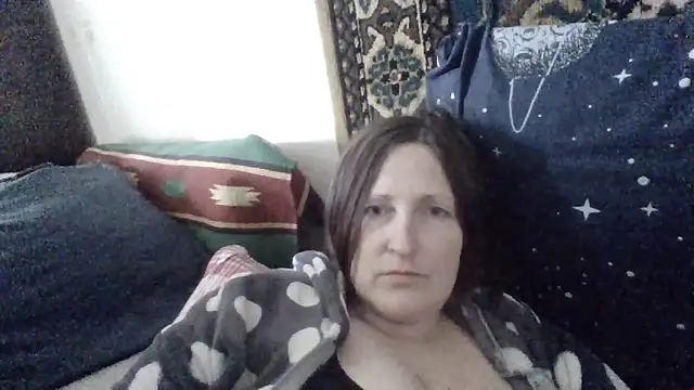 AllaSowinskaya online show from May 18, 2026, 9:36 am