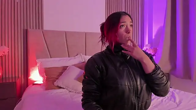 Victoria Beaumont online show from January 9, 2026, 11:39 am