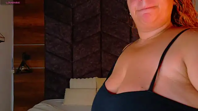 Snapshot of JenaCooper_ chatting on April 27, 2026, 1:47 am JenaCooper online show from April 27, 2026, 1:47 am