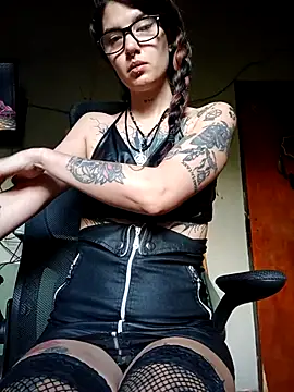 Darkw1tch online show from November 12, 2025, 10:19 am