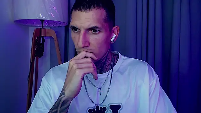 Shane Clay online show from October 21, 2025, 1:38 am