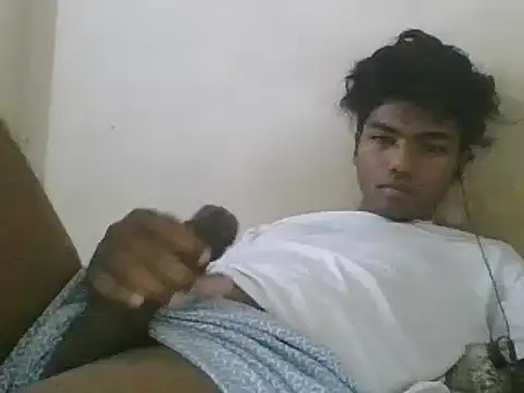 Snapshot of young_dickkk chatting on May 22, 2026, 9:51 am young dickkk online show from May 22, 2026, 9:51 am