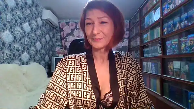 Snapshot of Pline1 chatting on December 1, 2025, 9:04 pm Pline1 online show from December 1, 2025, 9:04 pm