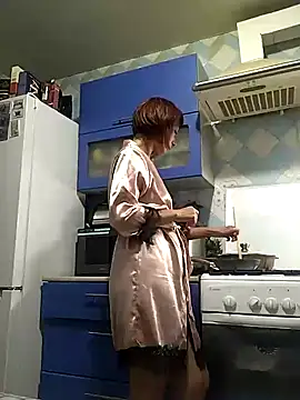 Snapshot of Pline1 chatting on October 4, 2025, 9:27 pm Pline1 online show from October 4, 2025, 9:27 pm