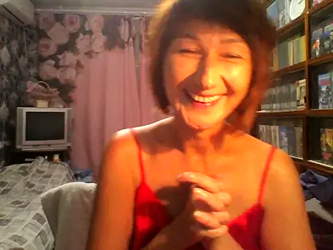 Snapshot of Pline1 chatting on September 9, 2025, 11:14 pm Pline1 online show from September 9, 2025, 11:14 pm