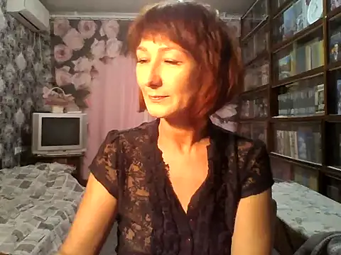 Snapshot of Pline1 chatting on October 19, 2025, 7:38 pm Pline1 online show from October 19, 2025, 7:38 pm