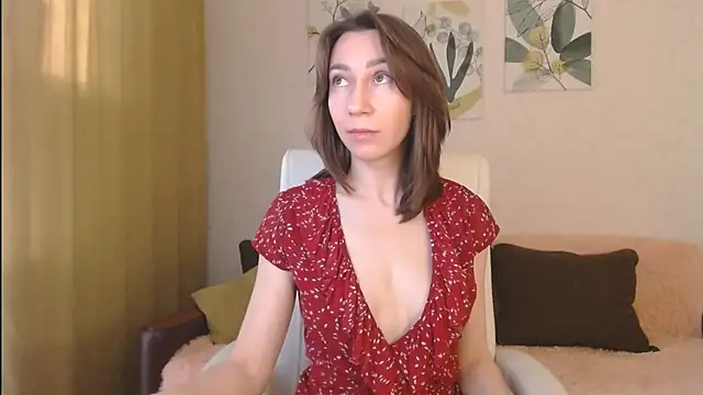 GoodGlamorGirl online show from February 10, 2025, 5:03 am