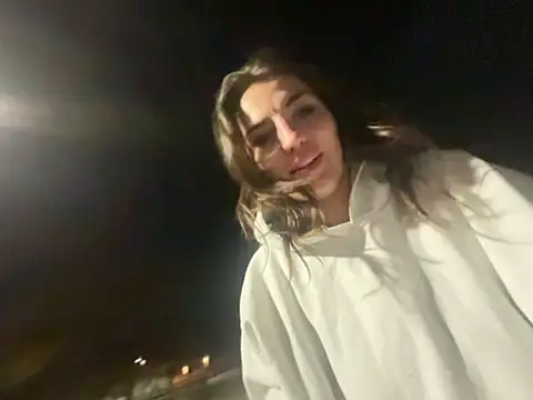 addictedtoari online show from October 19, 2025, 10:51 am