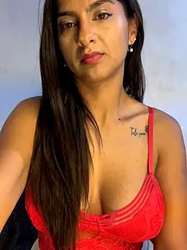 chicachocolate01 online show from October 20, 2025, 4:36 am