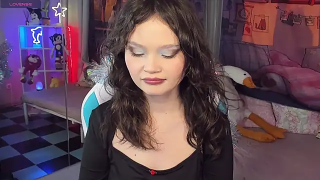 EmilyChaves online show from January 6, 2026, 8:18 am