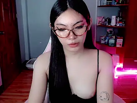 Miss hornydolly online show from February 6, 2026, 10:28 pm