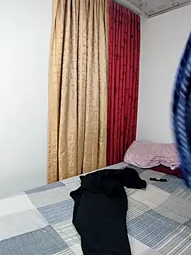 queemking online show from March 2, 2026, 8:27 pm