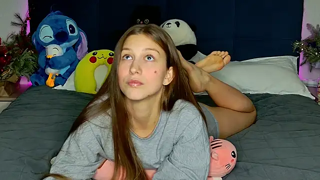 MissEmilyMiller online show from January 12, 2026, 7:31 pm