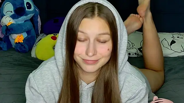 Snapshot of MissEmilyMiller chatting on December 1, 2025, 6:09 pm MissEmilyMiller online show from December 1, 2025, 6:09 pm