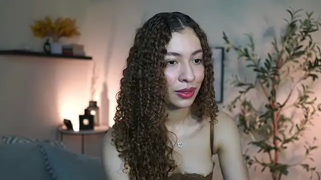 Snapshot of isabella-garcia- chatting on July 2, 2026, 12:44 am isabella-garcia- online show from July 2, 2026, 12:44 am