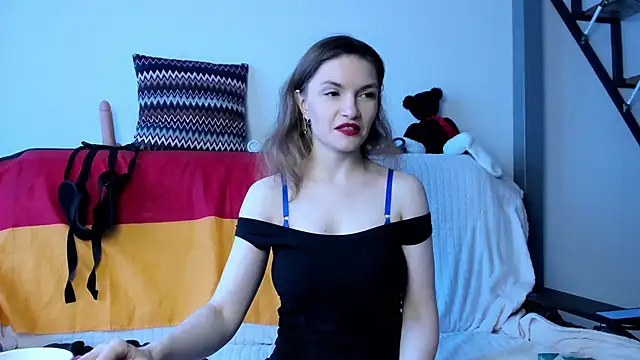 Snapshot of Katherine_Twilight chatting on December 20, 2024, 1:22 pm Katherine Twilight online show from December 20, 2024, 1:22 pm