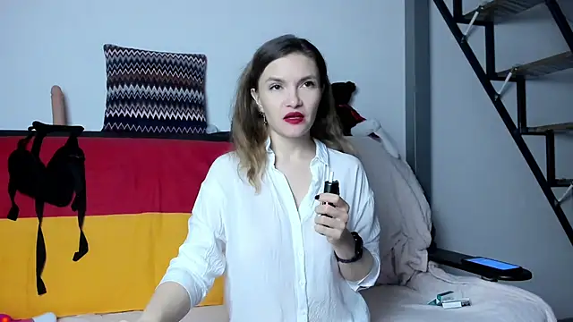 Snapshot of Katherine_Twilight chatting on January 24, 2025, 3:24 pm Katherine Twilight online show from January 24, 2025, 3:24 pm