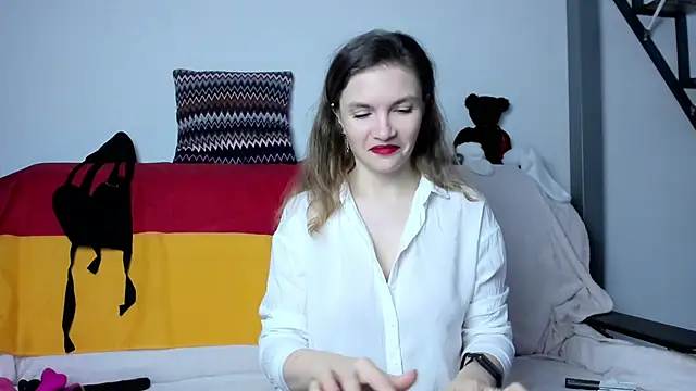 Snapshot of Katherine_Twilight chatting on March 21, 2025, 3:57 pm Katherine Twilight online show from March 21, 2025, 3:57 pm