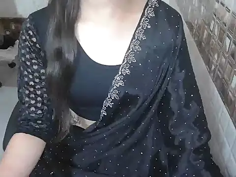 lovepihuu online show from April 2, 2026, 6:53 am