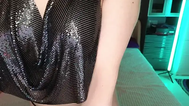 Lila West online show from February 7, 2026, 4:37 pm