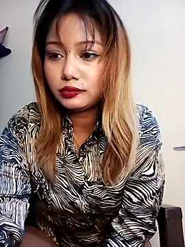 alexa cam44 online show from October 9, 2025, 7:36 pm