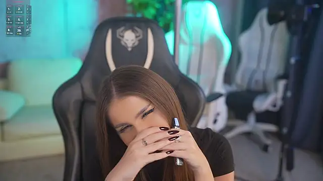 Snapshot of Goldie_Flame chatting on November 9, 2025, 7:40 pm Goldie Flame online show from November 9, 2025, 7:40 pm