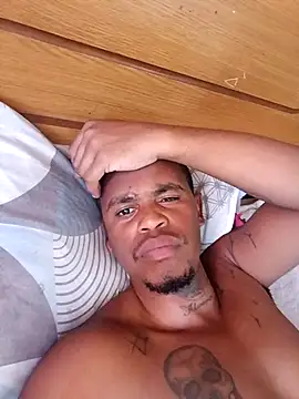 Snapshot of Bedroom_Gangster007 chatting on January 6, 2026, 1:04 pm Bedroom Gangster007 online show from January 6, 2026, 1:04 pm