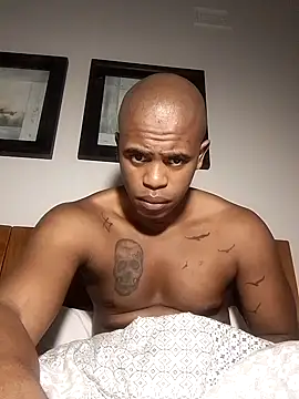 Snapshot of Bedroom_Gangster007 chatting on September 13, 2025, 10:43 pm Bedroom Gangster007 online show from September 13, 2025, 10:43 pm