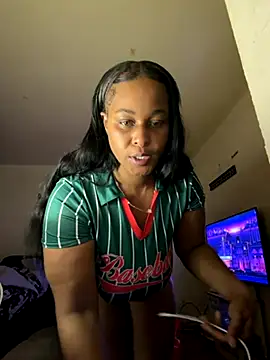 yummy0322 online show from November 11, 2025, 4:40 am