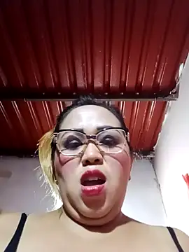 Snapshot of shaktisub_ chatting on October 5, 2025, 9:05 pm shaktisub online show from October 5, 2025, 9:05 pm