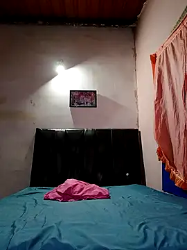 Snapshot of shaktisub_ chatting on October 12, 2025, 9:27 pm shaktisub online show from October 12, 2025, 9:27 pm